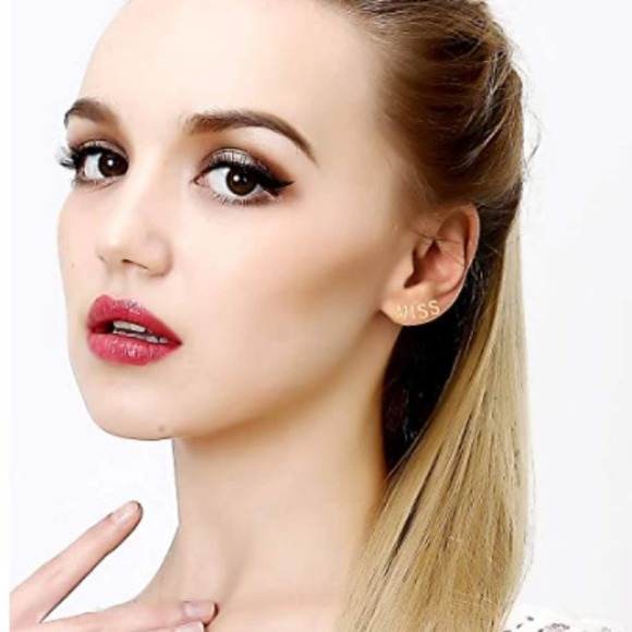 5 for $25 T Initial Earrings Gold Posts studs Letter Earrings Alphabet Earrings - Picture 8 of 9